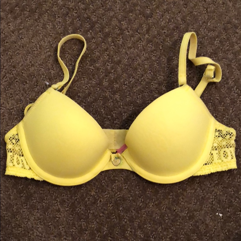 Pink bra size 32 a